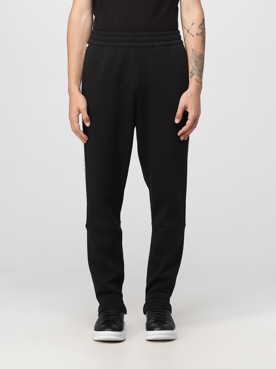 Ea7 Emporio Armani pantaloni bande logate uomo